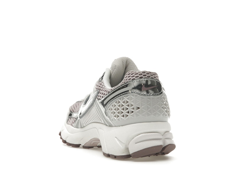 Nike Zoom Vomero 5 Metallic Silver Platinum Violet (Women's) - image 26