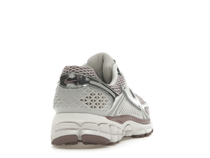 Nike Zoom Vomero 5 Metallic Silver Platinum Violet (Women's) - image 30