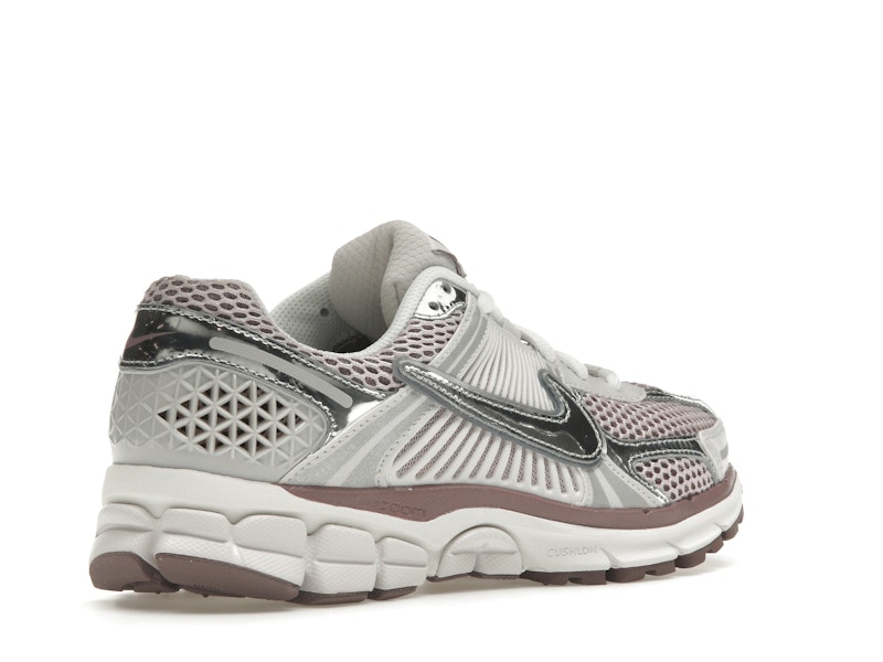 Nike Zoom Vomero 5 Metallic Silver Platinum Violet (Women's) - image 33