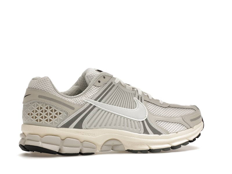 Nike Zoom Vomero 5 Platinum Tint - image 35