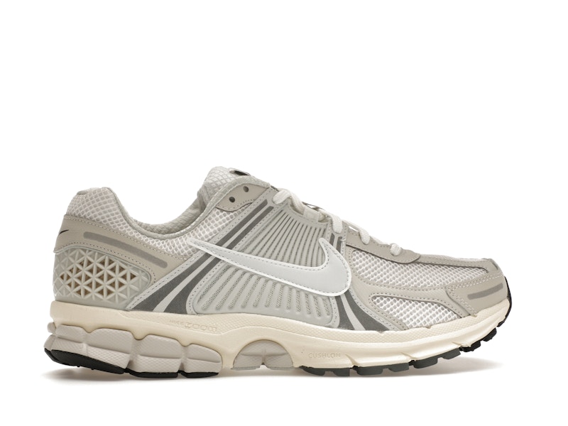 Nike Zoom Vomero 5 Platinum Tint - image 36