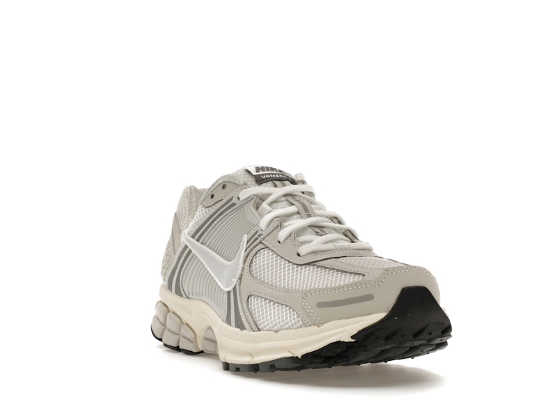 Nike Zoom Vomero 5 Platinum Tint - image 7