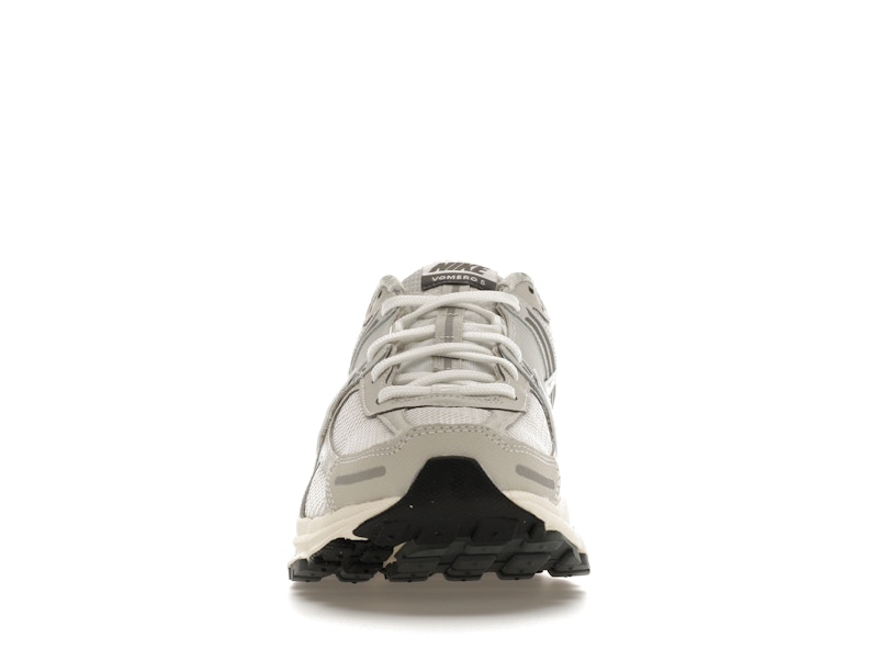 Nike Zoom Vomero 5 Platinum Tint - image 10