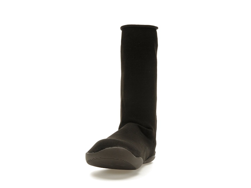 YZY Pods Black - image 12