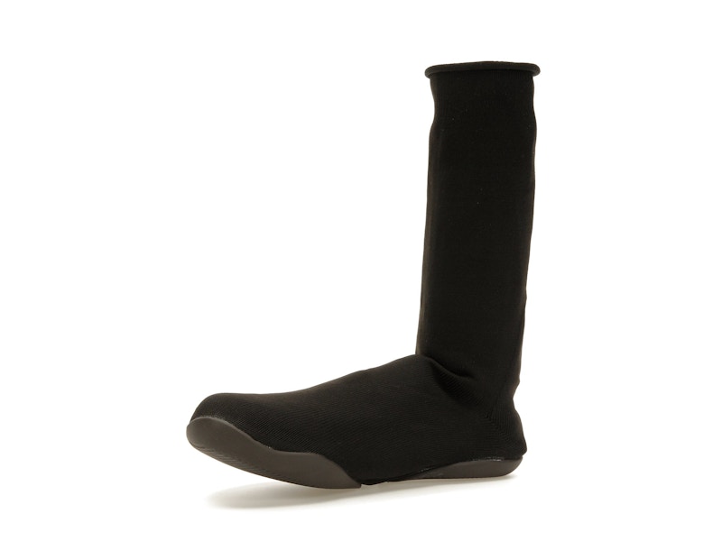 YZY Pods Black - image 16