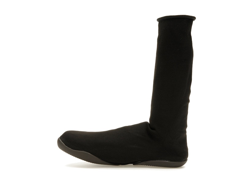 YZY Pods Black - image 20