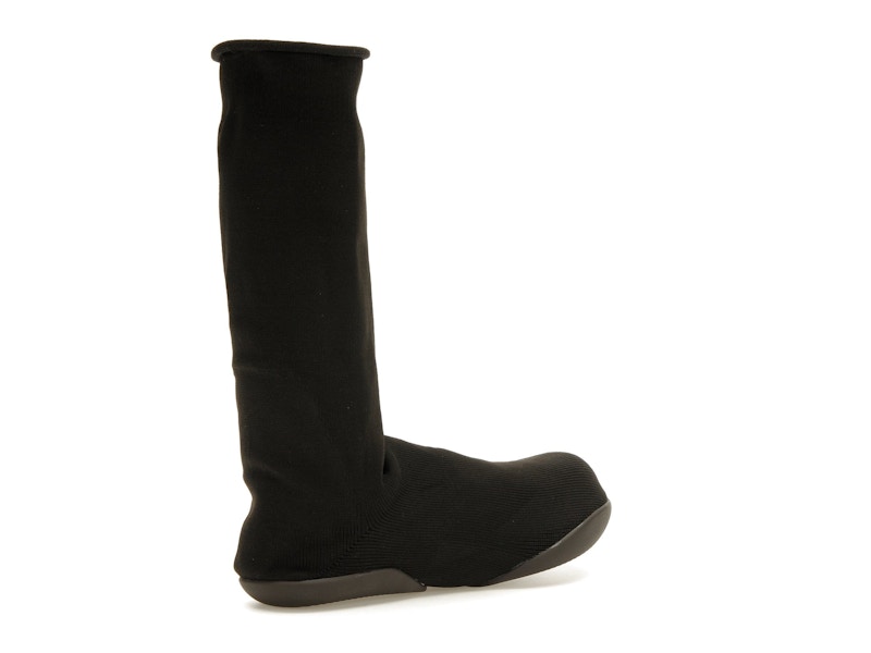 YZY Pods Black - image 33