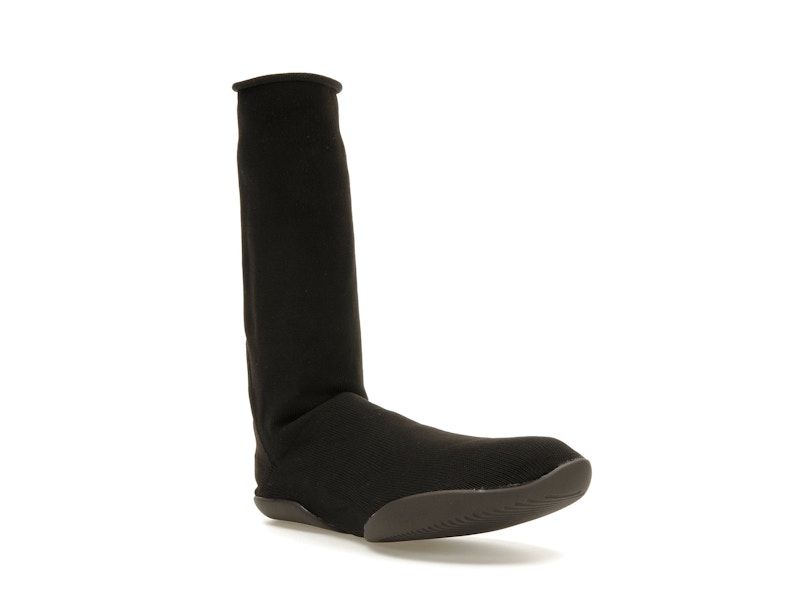 YZY Pods Black - image 6